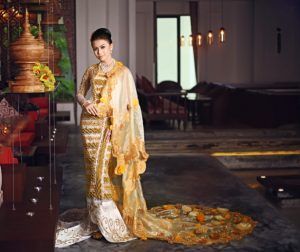 Rose Garden Hotel Wedding Dress
