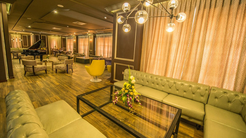 Veranda Bar at Rose Garden Hotel in Yangon